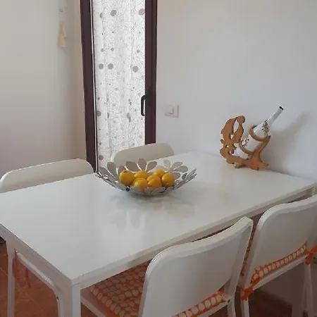 La Caleta קלטה דה פוסטה